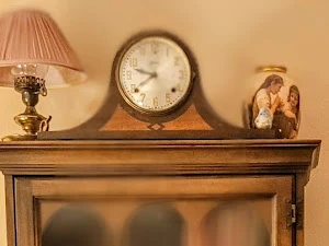 Adams Clocks & Repairs