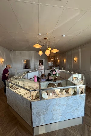 Alaska Gem Lab & Fine Jewelry