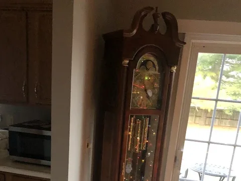 Allen’s Antique Clock repair