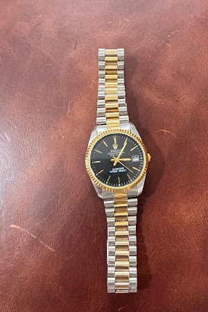 Aubrey’s Clocks & Watches