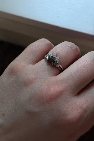 Charlie's Jewelry and Watch Repair LLC