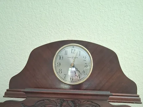 Clocks By Hollis