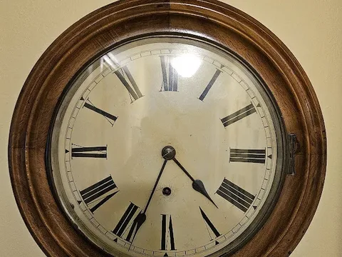 Combs Clock Repair (By appointment only)