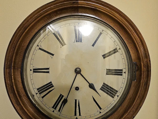 Combs Clock Repair (By appointment only)