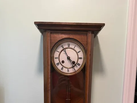 Corner Clocks
