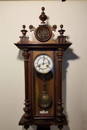Eastern Avenue Clock Shop