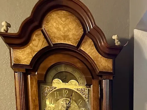 Grandfather's Clock Gallery