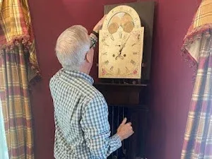Hills Antique Clocks
