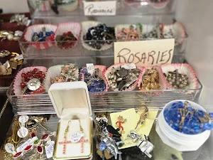 Hopkins Antique Mall