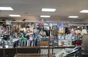 Lazy Dog Antiques & Collectibles