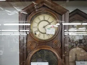Merritt's Clocks & Repair Supplies