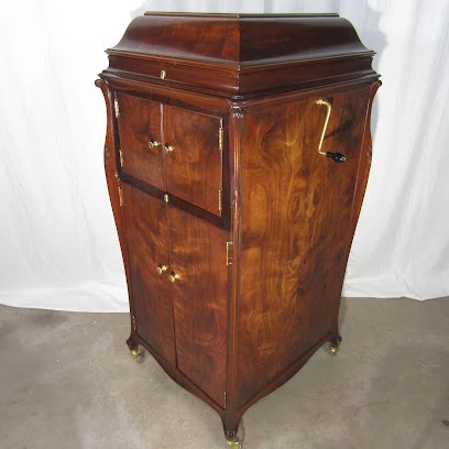 New England Victrola LLC