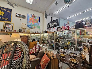 Originals Mall of Antiques
