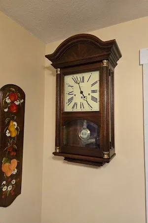 Purple Clock Shop