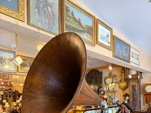 Renaissance Antiques