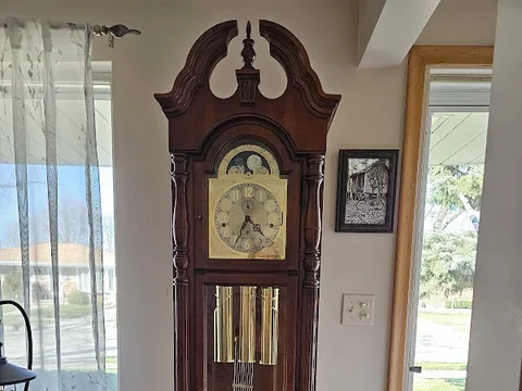 Shores Clock Shop