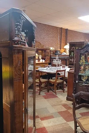 The Coke plant antiques