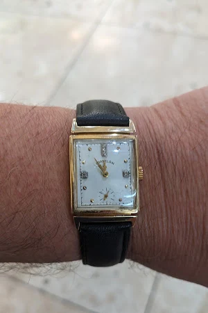 Tony's Jewelry and Watch Repairs at Superstition Springs