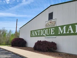 W D Pickers Antique Mall